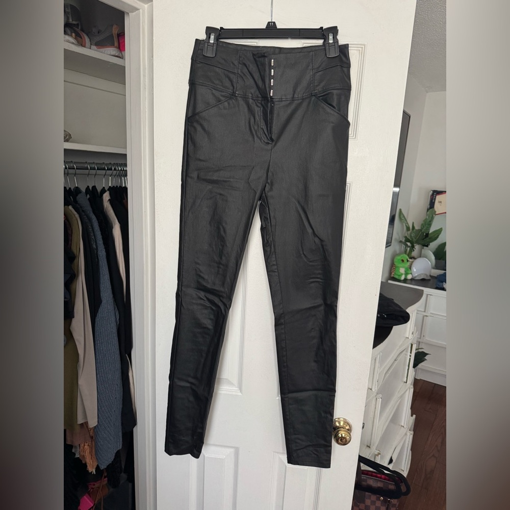 Black High-Waisted Leather Pants - Picture 2 of 3
